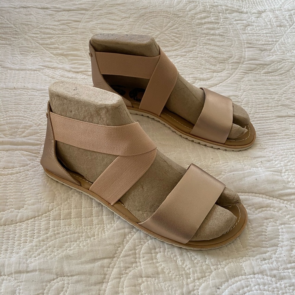 Sorel Women’s Ella Sandals Warm Gold sz 8